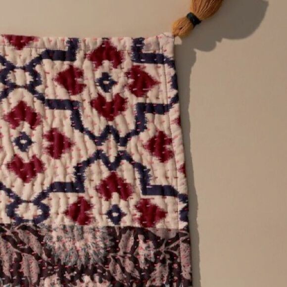 NWOT RARE Anthropologie Upcycled Heritage Placemats-Set of 2-1Blue & 1 Red - Picture 9 of 16